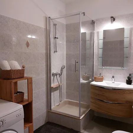 Milas Gasthof Podstrana